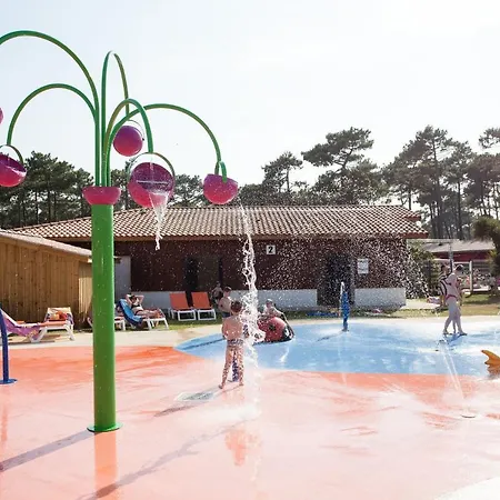 Camping Sunissim Les Viviers. 4* مكان تخييم 4*